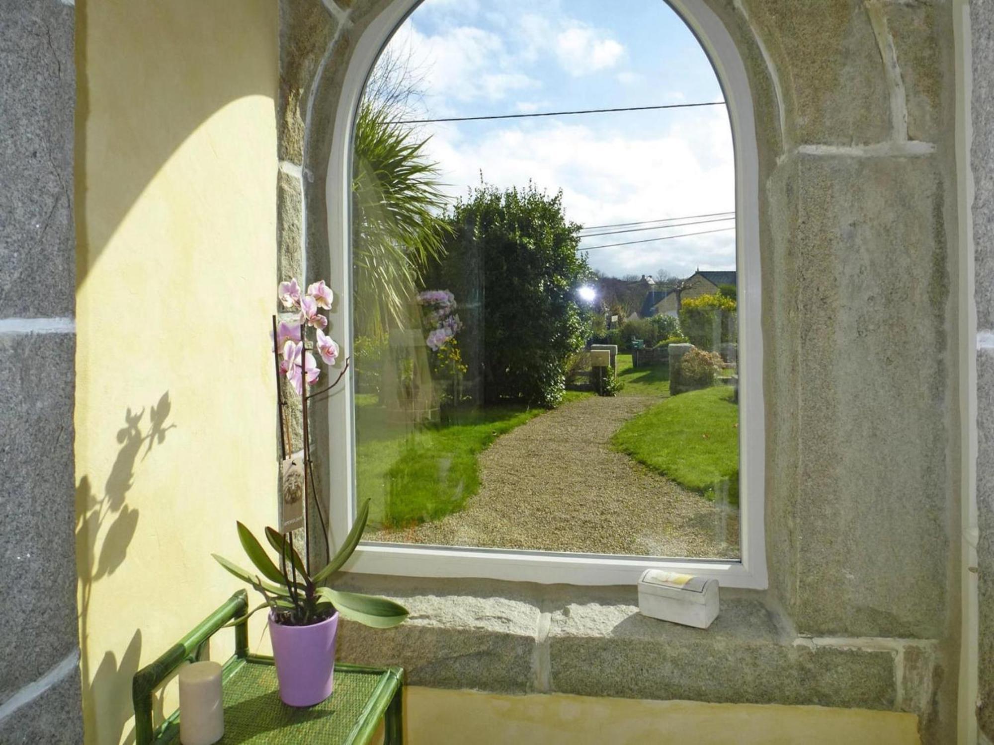Holiday Home In A Quiet Location Near The Coast Pleumeur-Bodou Eksteriør bilde